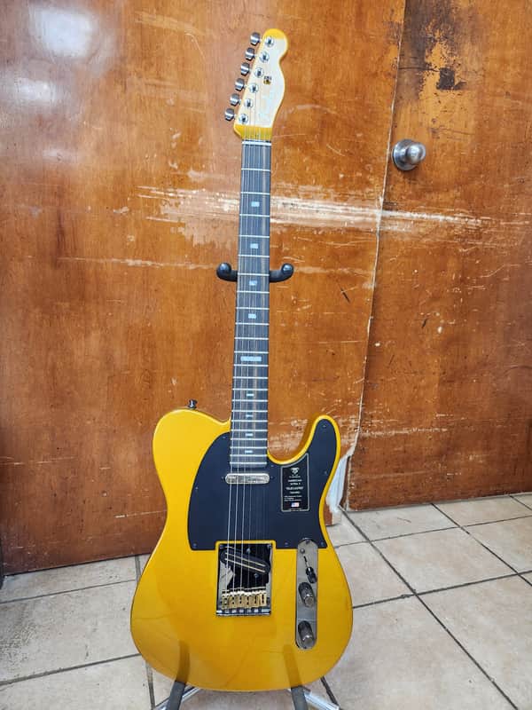 Fender 75th Anniversary American Ultra II Telecaster Liquid Gold with Roadrunner Hardshell Case