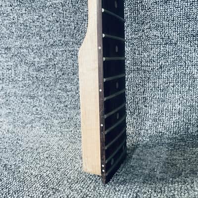 4 String Electric Bass Maple Neck, Rosewood 24 Frets Fingerboard image 5