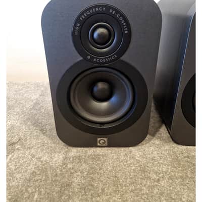 Q Acoustics 3010 HI-FI Speaker Pair - Black HI-FI Speakers - Compact Design - Excellent w/ & tags image 11
