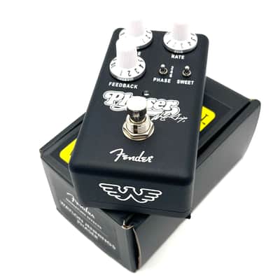 Fender Waylon Jennings Signature Phaser Guitar Pedal image 2