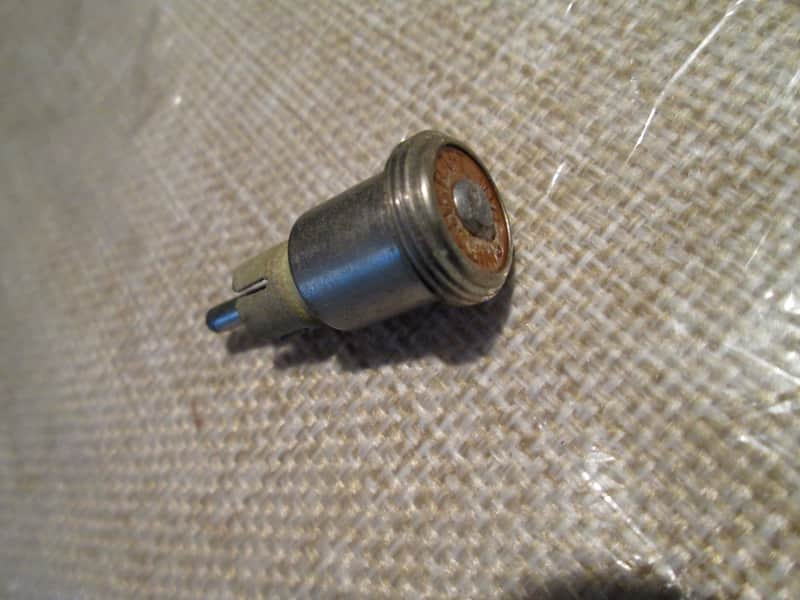 SwitchCraft Vintage Amphenol to RCA male adaptor image 1