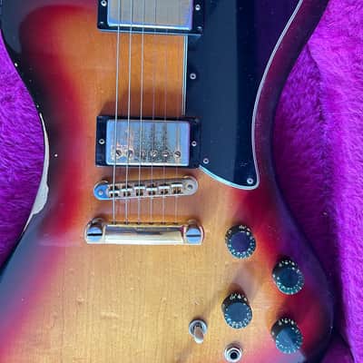 YUGE PRICE DROP!!! 1977 Gibson RD Artist Fireburst w/ Working Moogs and ALL Original Case image 4