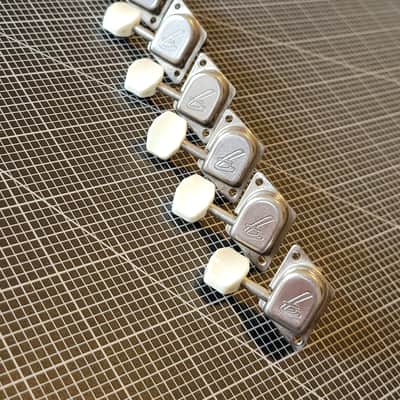Fender F Tuners - F logo - Vintage - 1968 - White Cream Ivory Pegs - full kit image 2