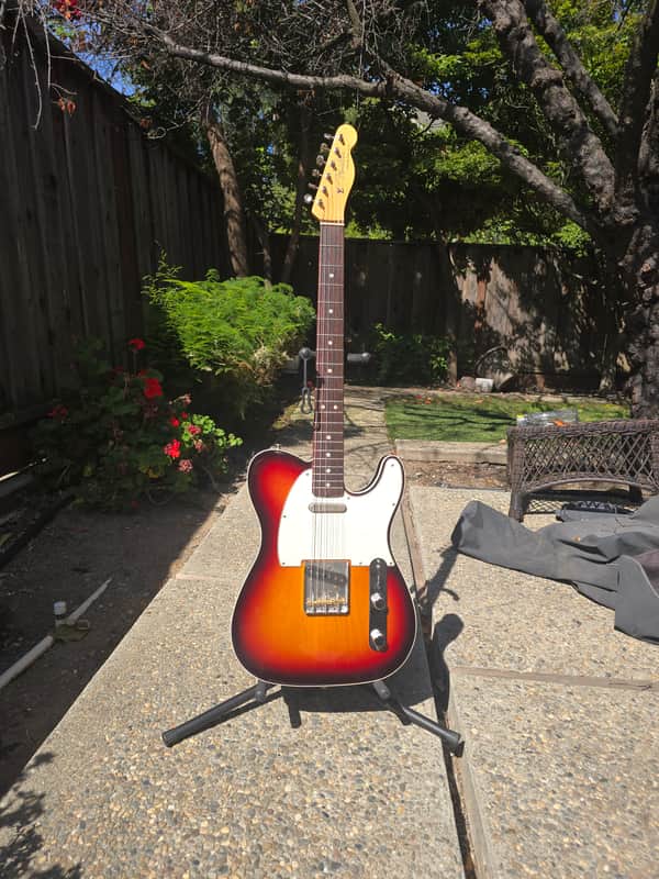 Fender American Original '60s Telecaster with Rosewood Fretboard 2018 - 2022 - 3-Color Sunburst