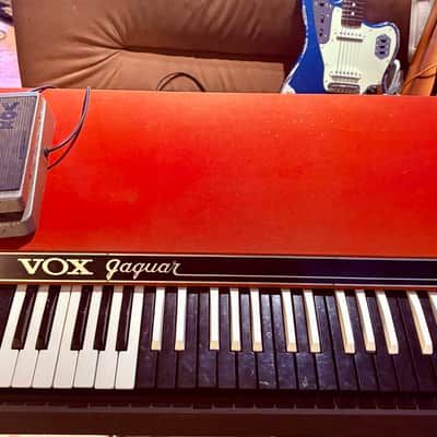 Vox Jaguar 1966 - Red black imagen 1