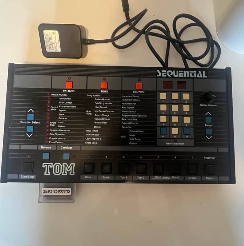 Sequential TOM 4-Voice Drum Machine 1985 - Black HKA