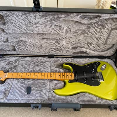 Fender American Ultra II Stratocaster with Maple Fretboard 2024 - Present - Solar Flare image 1