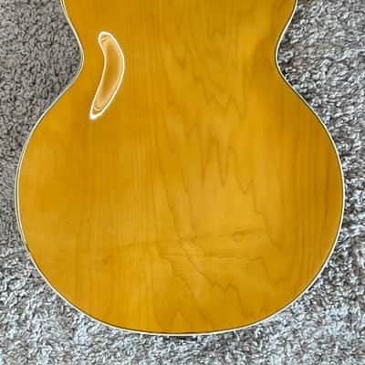 Gretsch  G2622T Streamliner w/Bigsby, Broad’Tron™ BT-3S Pickups, Village Amber image 4