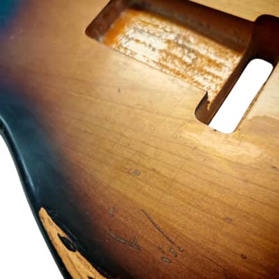 Relic NITRO three tone sunburst Gloss Alder Strat guitar body - 1.7kg image 9