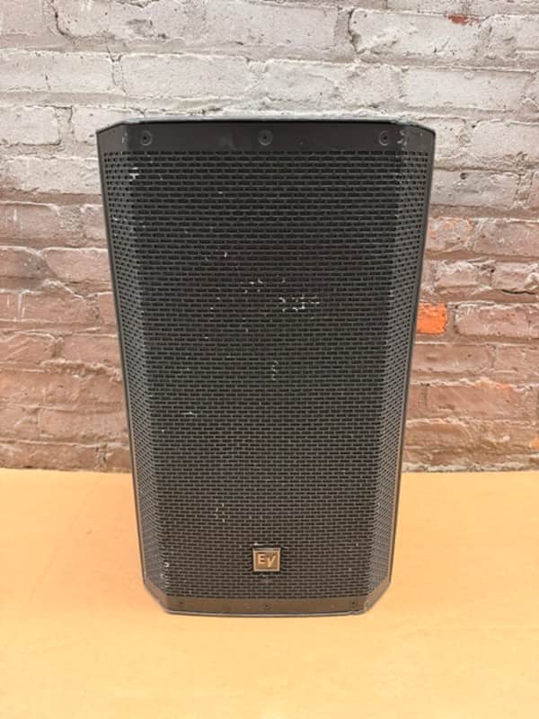 ZLX-12P Single 12" Two-Way Powered Loudspeaker 90 x 60 Degree Coverage Pattern image 1