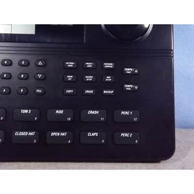 Immagine Alesis SR-16 Drum Machine (16 BIT) - 6