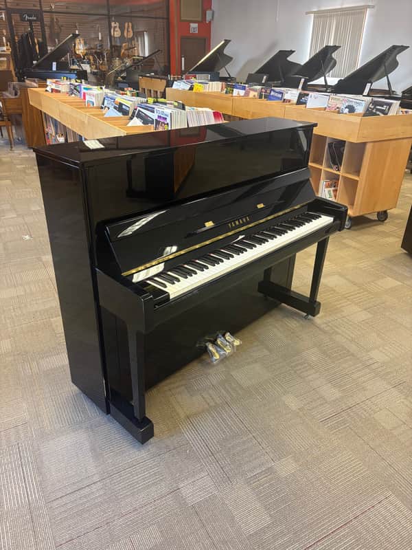 Yamaha b3 Acoustic Upright Piano 2025 - Polished Ebony image 1