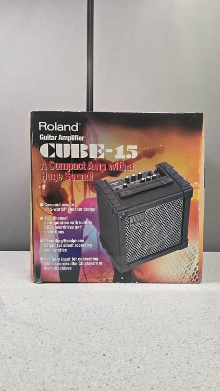 Roland Cube-15 Guitar Amp New Old Stock image 1