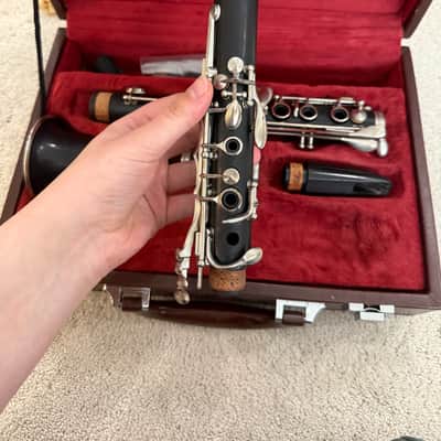 Buffet Crampon E11 Intermediate Bb Clarinet 2010s - Black image 16