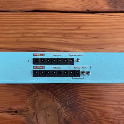 Walrus Audio *LIMITED EDITION* Phoenix 120V Clean Power Supply image 2