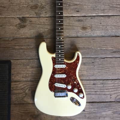 Fender American Standard Stratocaster 1984 Olympic White image 1