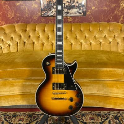 Epiphone Les Paul Custom - Tri-Color Burst w/case image 1