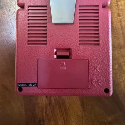 Marshall MS-2R 1W Battery-Powered Red Micro Guitar Amp - Red image 5
