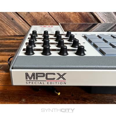 Akai MPC X Special Edition Standalone Sampler / Sequencer 2023 - Present - Grey image 7