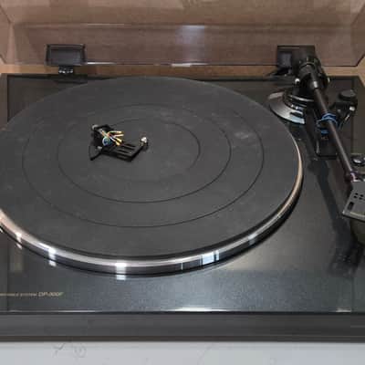 Denon DP-300F 2008-present - Metallic Grey image 1