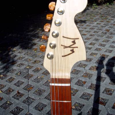 Woody Woodcasters #0025 "Checkercaster" w/ case image 4