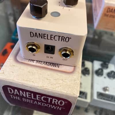 Danelectro The Breakdown image 2