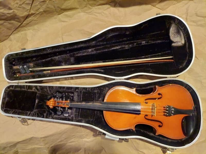 Lewis Model 100 sized 4/4 violin. Germany, Very Good Condition, w/ Case & Bow image 1
