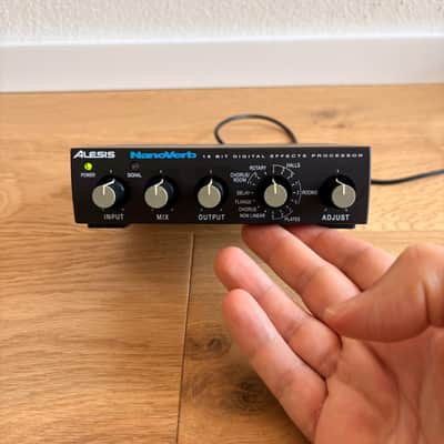 Alesis Nanoverb (1996) 18-Bit Digital Effects Processor! With original power supply! image 6