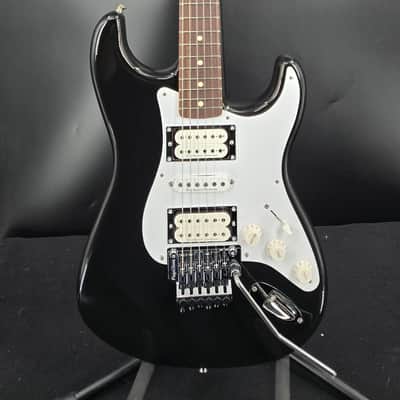 Fender Limited Edition 50th Anniversary Dave Murray Stratocaster®, Rosewood Fingerboard, Black image 2