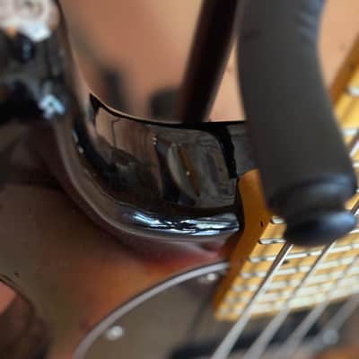 Schecter CV-4 Bass 2021 3-Tone Sunburst image 7