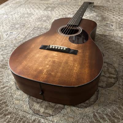 Eastman E1P-LTD-CLA Limited Edition Parlor Acoustic Guitar w/ Gig Bag & Free Pro Setup image 7