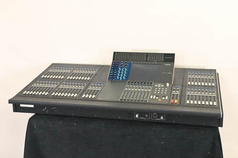 Yamaha M7CL-48 48-Channel Digital Audio Mixing Console CG01SFY *ASK FOR SHIPPING* image 1