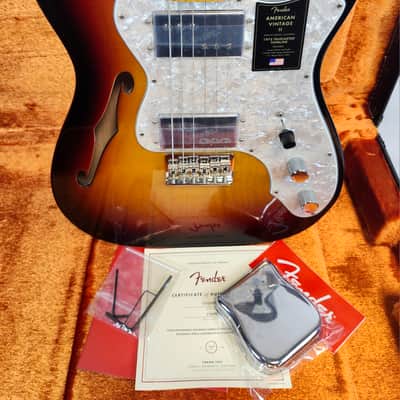 Fender American Vintage II 1972 Telecaster Thinline, Semi-Hollow Ash Body, 3-Color Sunburst, HSC image 2