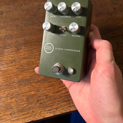 Case Study Effects Studio Compressor 2024 - Present - Moss Green image 5