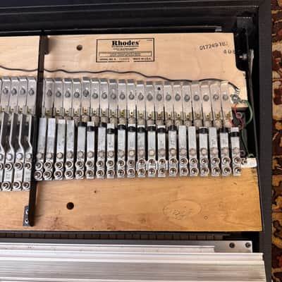 Vintage 1980 Fender Rhodes Mark Two MKII Stage 73 Electric Piano w/ Legs Pedal image 15