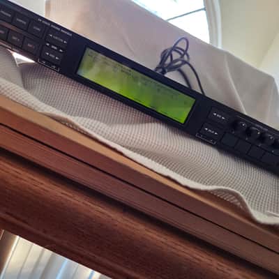 Alesis S4 Quadrasynth Plus 90's - Black