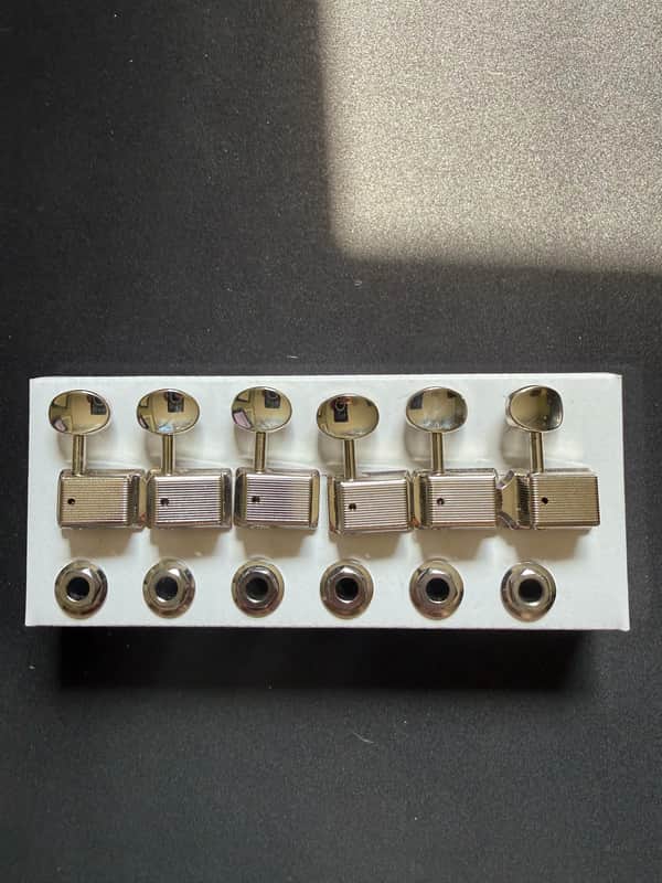 Fender Classic Gear Tuning Machine Set 2000's - Chrome image 1