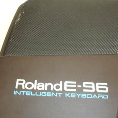 Roland E-96 61-key Synthesizer Keyboard image 11