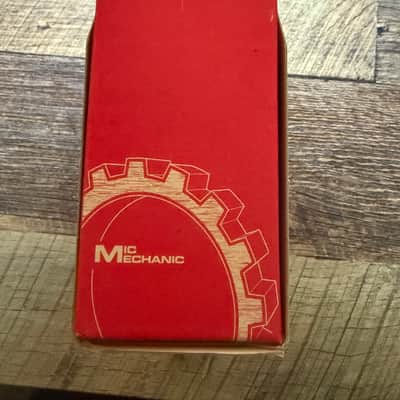 TC Helicon Mic Mechanic 2 2017 - 2021 - Red image 12