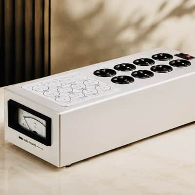 MONITOR ACOUSTICS MA-1586 New Ref Shunyata Research Hydra Model-8 Power Conditioner distributor Everest 8000, GEMINI Model‑8, Eiger Power Distributor, Venom V16, Triton Hydra, Eiger 6/T Main Stream Master Class AC Line Conditioner, Venom V12 Hydra 6 image 2