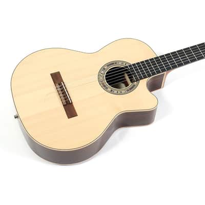 Kremona F65CW Fiesta Cutaway Acoustic-Electric Classical Guitar Regular Natural image 3