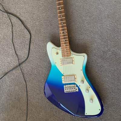 Fender Player Plus Meteora HH 2022 - Present - Belair Blue image 7