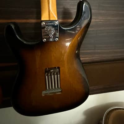 Fender Eric Johnson Signature Stratocaster 2020 - Present - 2-Color Sunburst image 6