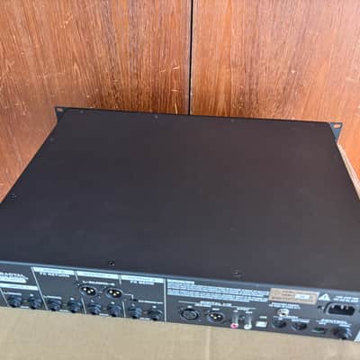 FRACTAL AUDIO SYSTEMS Axe-FX II PREAMP / FX PROCESSOR w/ box image 8