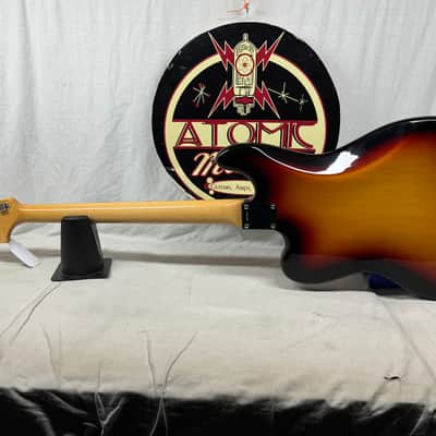 Fender USA Custom Shop Bass VI 6-string Bass with COA + Case 2006 - 3-Color Sunburst / Rosewood fingerboard image 8