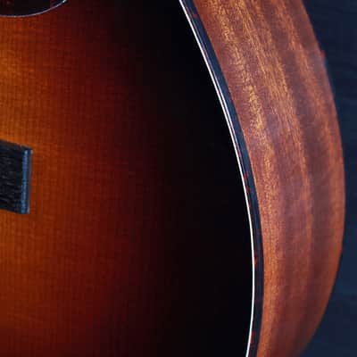 Eastman Guitars E1P-DLX-SB Parlor Size Acoustic w/ LR Baggs Pickup image 19