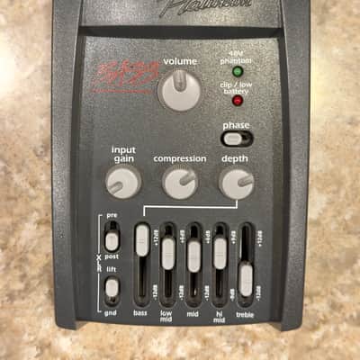 Fishman Pro-EQ Platinum Bass EQ/DI Analog Preamp Pedal image 1