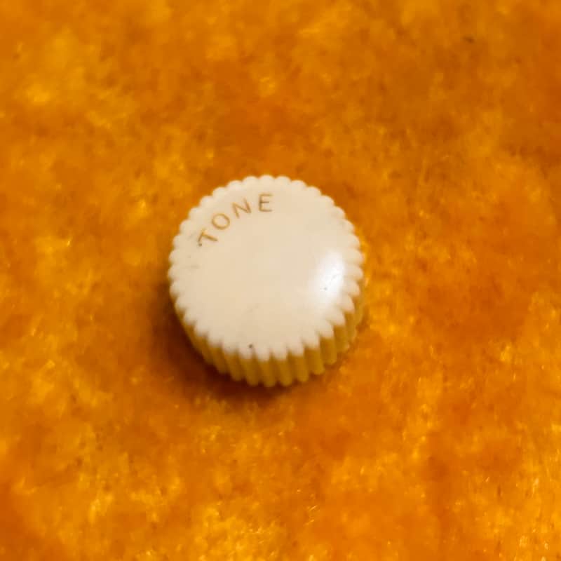 Harmony Cupcake Knob