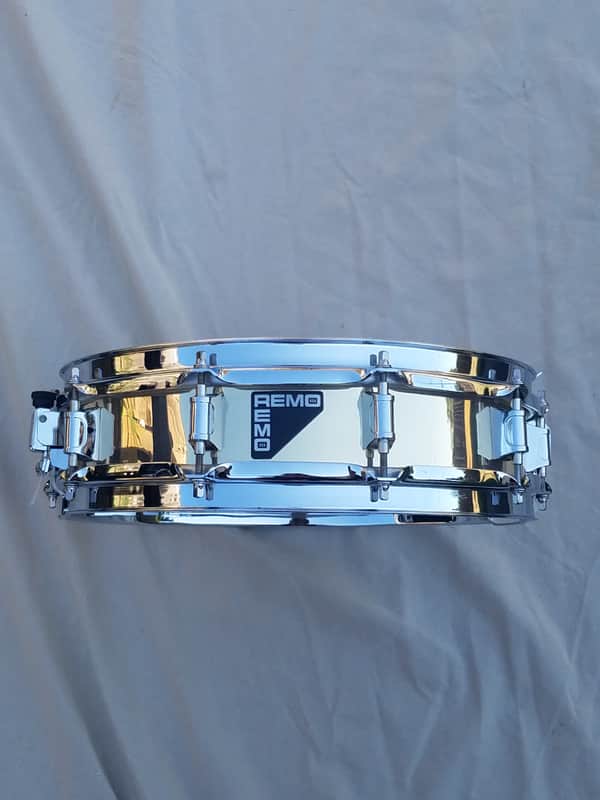 Remo Master Edge 3.5x14 Piccolo Snare Drum Brass over Acousticon
