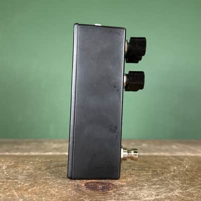 Walrus Audio Eras Five-State Distortion Limited Edition - Obsidian Series 2022 - Obsidian image 4